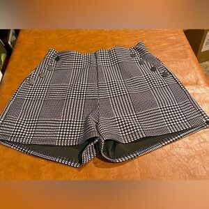 Free Haven elastic high waist shorts with decor buttons